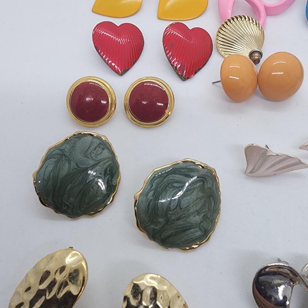Vintage 1980s Pierced Earrings Lot 25 Pairs Colorful Statement Costume Jewelry - Picture 5 of 14